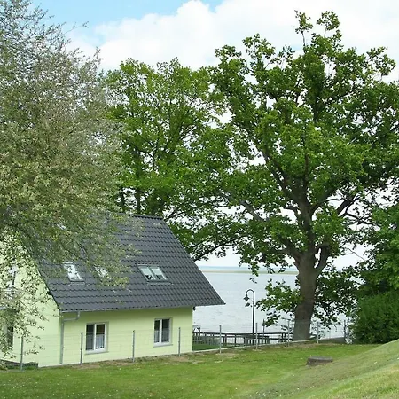 Strandhaus Am Muritzufer Röbel